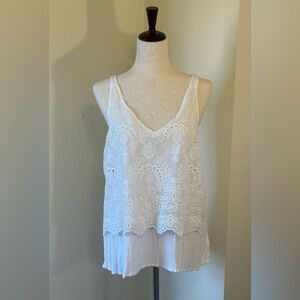 LUQ White Embroidered Lace Tank Top | Boho Romantic | Size L | EUC